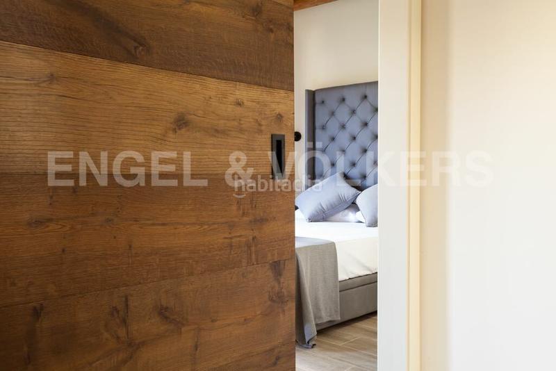 Foto f972f47e-d2b2-485d-8285-14fe4b0af905. Alquiler apartamento precioso y moderno apartamento en poble sec en Barcelona