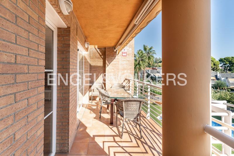 Foto c15411e8-39a1-4f5b-9b08-08b5638834f7. Àtic amb calefacció aparcament piscina a El Balís Sant Andreu de Llavaneres