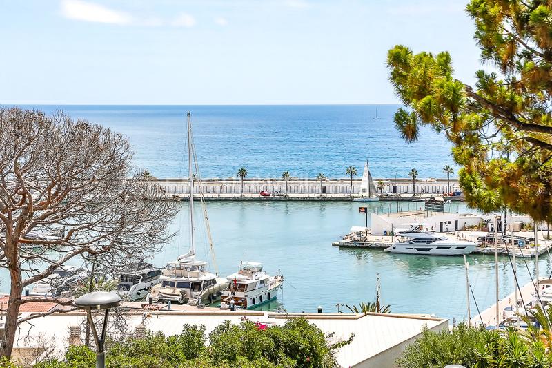 Foto 08adc6ab-5238-4b92-b9cb-d61de34ce97f. Alquiler apartamento espectacular vivienda de alquiler temporal en Sitges