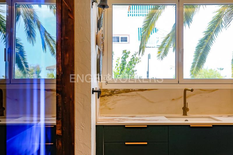 Foto f4184a7b-a11c-4eba-860b-c1db37ee9692. Lloguer apartament amb calefacció piscina a Aiguadolç - Sant Sebastià Sitges