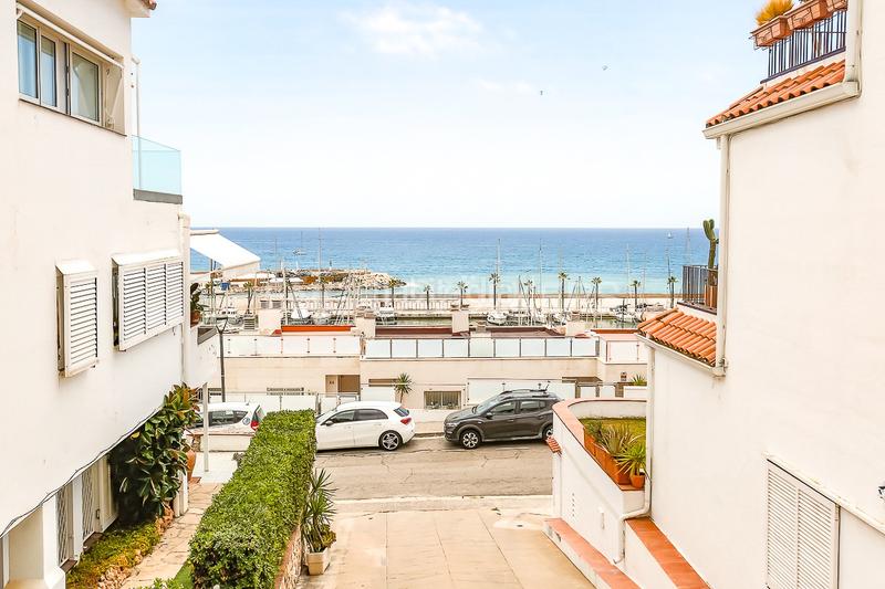 Foto 6bb0abe8-e121-4288-8116-02f1a2588cea. Rent apartment with heating pool in Aiguadolç - Sant Sebastià Sitges