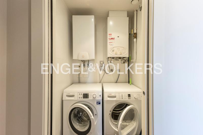 Foto b9b5a033-4d12-4319-847d-a2c4b8d90dce. Alquiler apartamento luminoso piso temporal en eixample en Barcelona