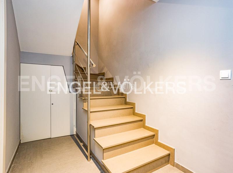 Foto be11caea-adb4-474f-8759-966fa4de40d0. Casa con riscaldamento parcheggio piscina in costa Cunit - els jardins - els rosers Cunit