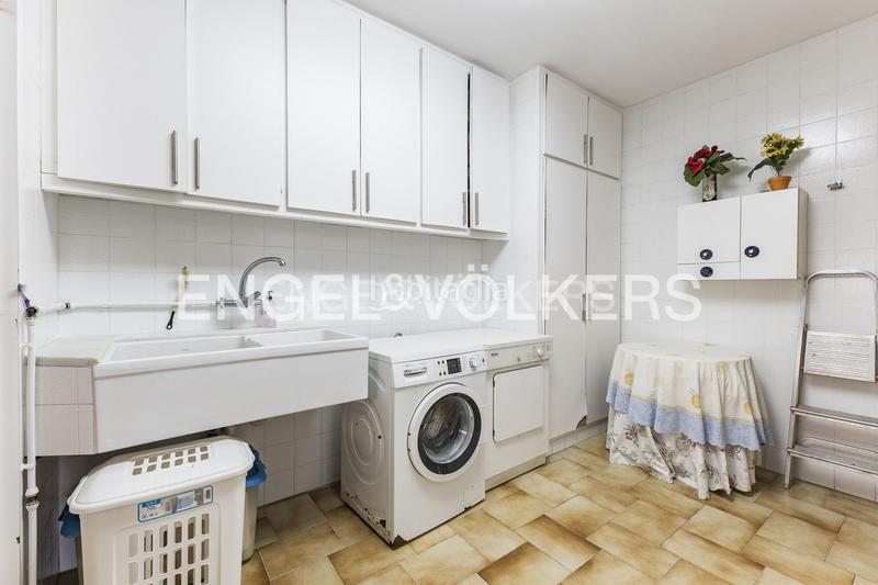 Foto 2044d94a-0b16-407b-ac18-fcbe5e3e4b9f. Casa con riscaldamento parcheggio in Centre Vendrell (El)