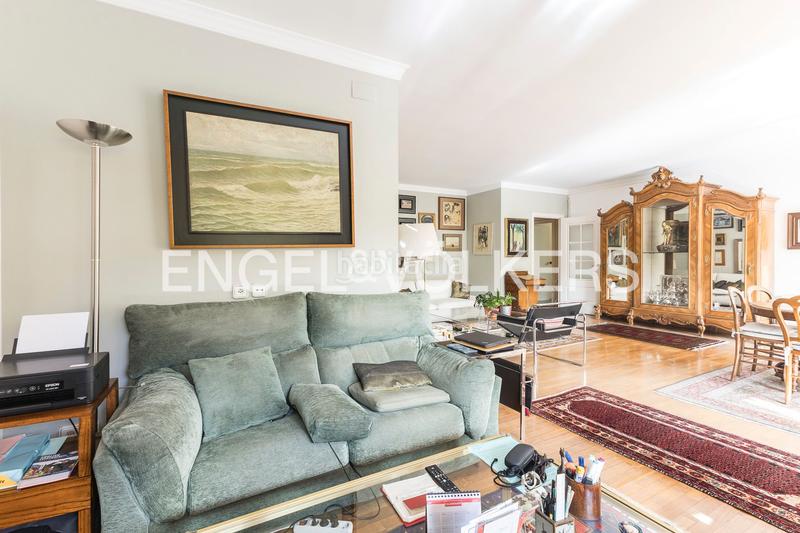 Foto 23f88652-74b4-4e11-8613-c9ac96f9f268. Apartament amb calefacció aparcament a Barri de les Corts Barcelona