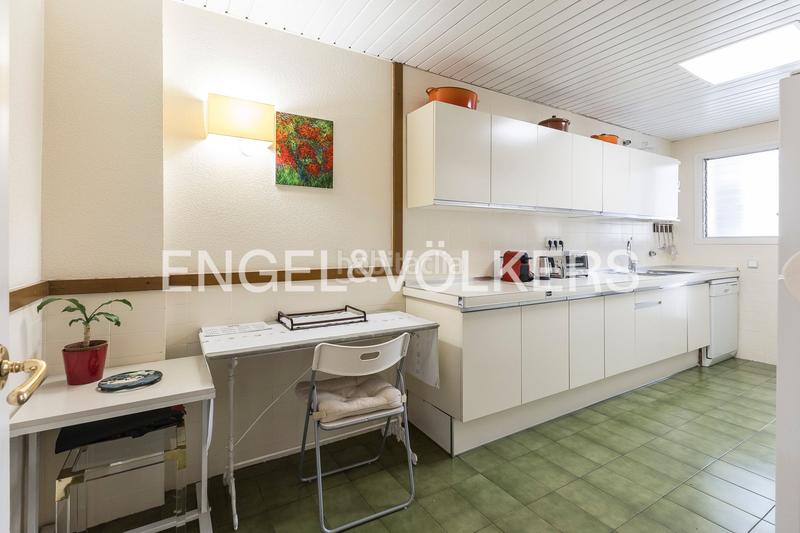 Foto 9ef80048-594c-4b8d-b1a5-ebadc1fc2d1f. Apartament amb calefacció aparcament a Barri de les Corts Barcelona