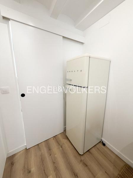 Foto f836a897-797e-4194-91a5-68fbc9133394. Affitto piccolo appartamento con riscaldamento in Barcelona