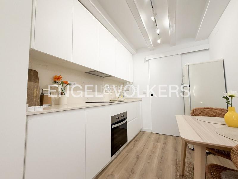 Foto 1e76bb32-aa0a-4bf6-86dc-e1f747b75012. Miete appartement mit heizung in St. Pere - Sta. Caterina - El Born Barcelona