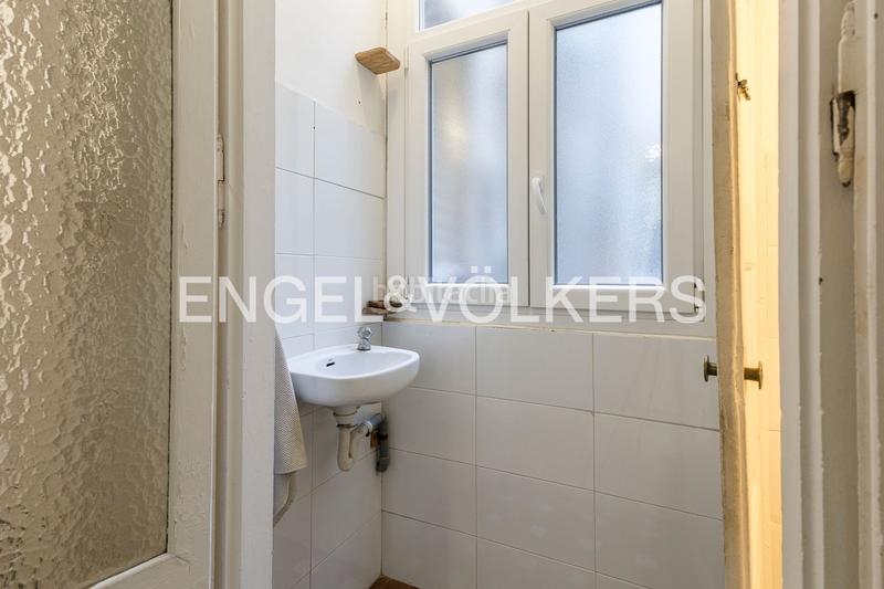 Foto e0795490-d4f0-4abc-8c3b-d1e2130c0fc2. Piccolo appartamento con riscaldamento in Gòtic Barcelona