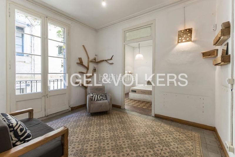 Foto ecd89337-5de1-47f3-8b0f-dbf72b0187a3. Piccolo appartamento con riscaldamento in Gòtic Barcelona