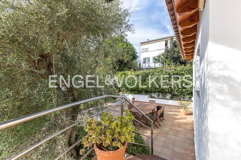 Foto 104608dc-8878-454a-800e-38adf3cecf7d. Casa amb calefacció a Montmar Castelldefels