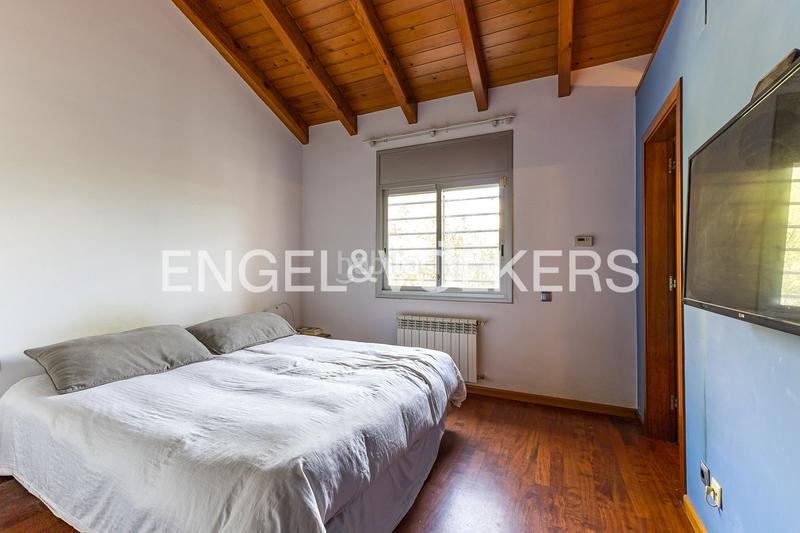 Foto b344cb2a-c319-41d5-9db6-c80ed12b42bb. Casa amb calefacció a Montmar Castelldefels