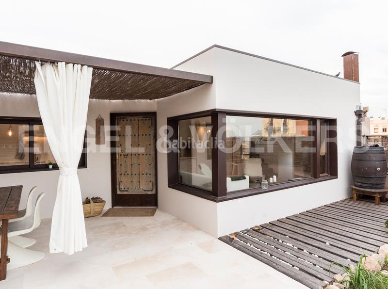 Foto c8cee77f-6c2a-450b-9a84-94976e0eb1c3. Affitto casa a schiera con riscaldamento in El Poble Sec - Parc de Montjuïc Barcelona