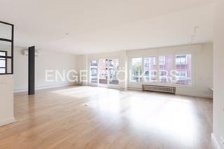 Apartament a Sant Gervasi - Bonanova. Magnífico piso reformado con dos terrazas y plaza de garaje en l