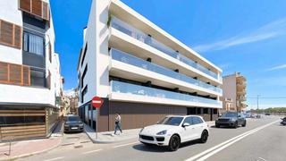 Etagenwohnung in Carrer balmes 19. Exclusivo apartamento con vistas al mar y acceso a la playa en c