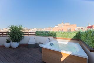Àtic a Vila de Gràcia. Ático único en vila de gràcia, con terraza y jacuzzi