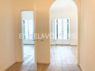Alquiler Apartamento en L´Antiga Esquerra de l´Eixample. Exquisito apartamento en el eixample elegancia histórica y moder