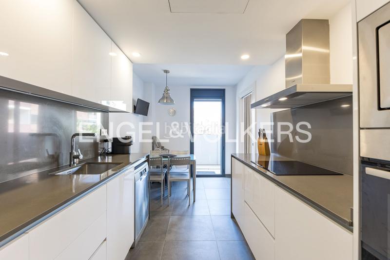 Foto f5fc1ee2-f980-4ba9-a040-d6d97de7a0d9. Apartamento elegante apartamento en sant feliu, confort y sostenibilidad cerca de barcelona en Sant Feliu de Llobregat