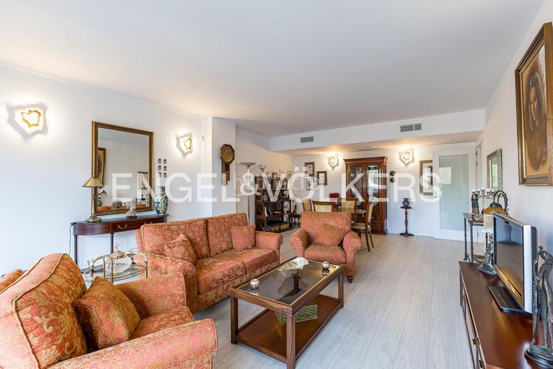 Foto f6f452ff-c6c4-48a0-bdde-a1a22dd4193f. Apartamento elegante apartamento en sant feliu, confort y sostenibilidad cerca de barcelona en Sant Feliu de Llobregat