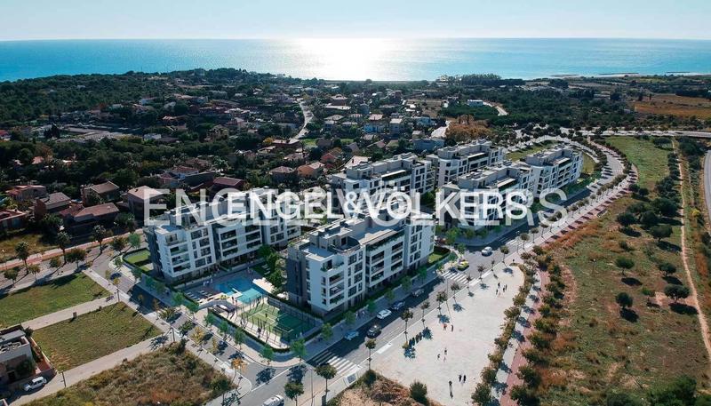 Foto 2715bac5-f12d-4fbc-b3db-82b71ffbf8df. Duplex avec chauffage piscine dans La Collada-Sis Camins Vilanova i la Geltrú