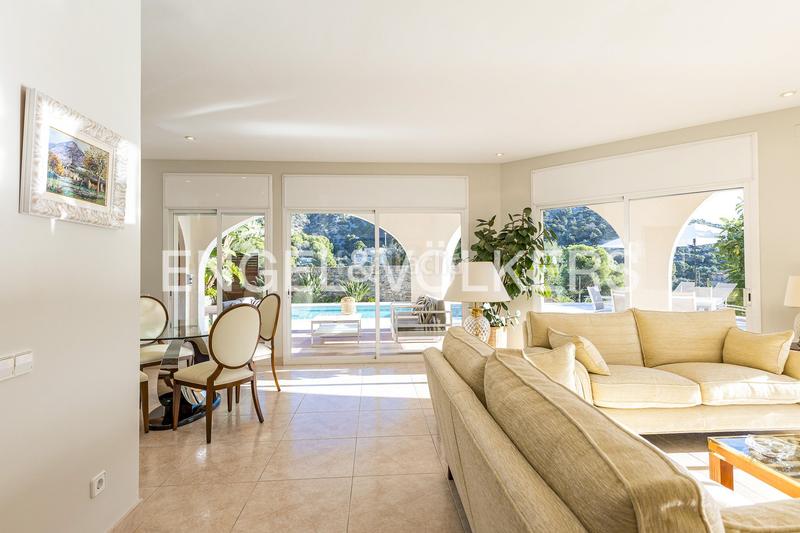 Foto 5d707065-d87c-478c-b6c1-227b1b639d81. Casa con riscaldamento parcheggio piscina in Centre Castelldefels