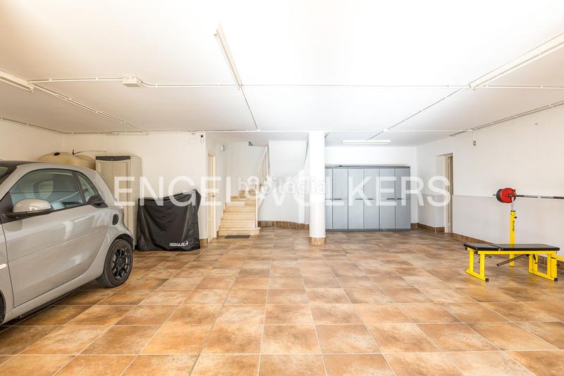 Foto 719ff185-a5a4-48da-a23e-4b2cdbc26209. Casa con riscaldamento parcheggio piscina in Centre Castelldefels