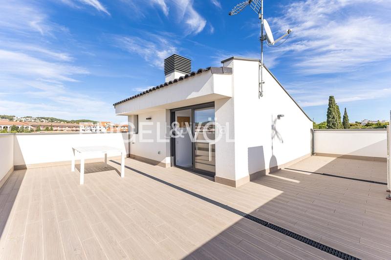 Foto 1835d09d-5b2a-4882-ac0f-c564e94147a1. Casa con riscaldamento parcheggio piscina in Coma-ruga platja Coma-ruga