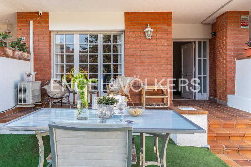 Foto d7f29fc9-6bb0-4436-80ce-c113ca83b0a9. Casa con riscaldamento in Sector Est Premià de Mar