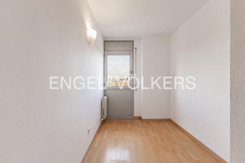 Foto 06fcbb42-4aeb-4c20-84ef-b0e3fc1e8fa9. Apartament amb calefacció aparcament a Parc Central Sant Cugat del Vallès