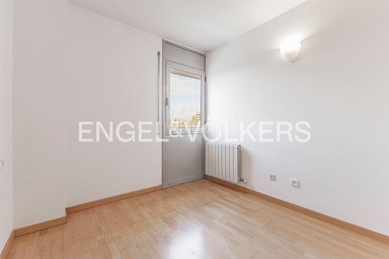Foto 492b732a-5508-4bb0-950e-7b3c92844829. Apartament amb calefacció aparcament a Parc Central Sant Cugat del Vallès