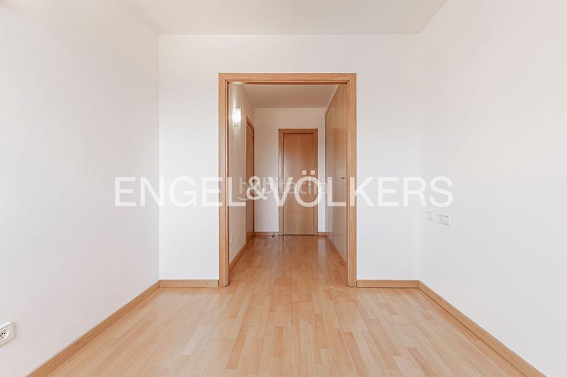 Foto 7e75fe7c-f77a-4a20-b0ec-55b60608cf71. Apartament amb calefacció aparcament a Parc Central Sant Cugat del Vallès