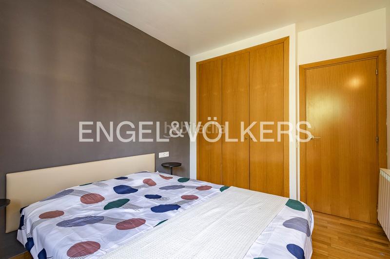 Foto 4866f3af-936d-49df-833a-143a06590250. Affitto attico con riscaldamento parcheggio piscina in Castelldefels