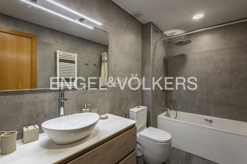 Foto f5a212ef-c376-4d06-bc2d-31e90c3aed75. Miete dachwohnung mit heizung parking pool in Els Canyars Castelldefels