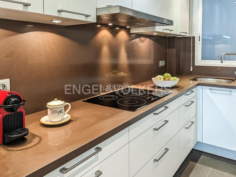 Foto 346cbb6d-e4f0-4bc3-af3b-fddf4072ee96. Alquiler apartamento espectacular piso temporal amueblado en Barcelona