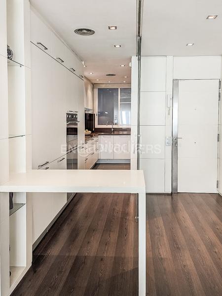 Foto f88e0fc3-1f75-480f-aaa9-0ab11b4b0bb7. Miete appartement mit heizung in Baix Guinardó Barcelona