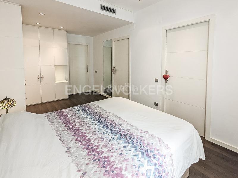 Foto 4b696d68-2cd2-47c7-8a33-f72a9301a33c. Rent apartment with heating in Baix Guinardó Barcelona