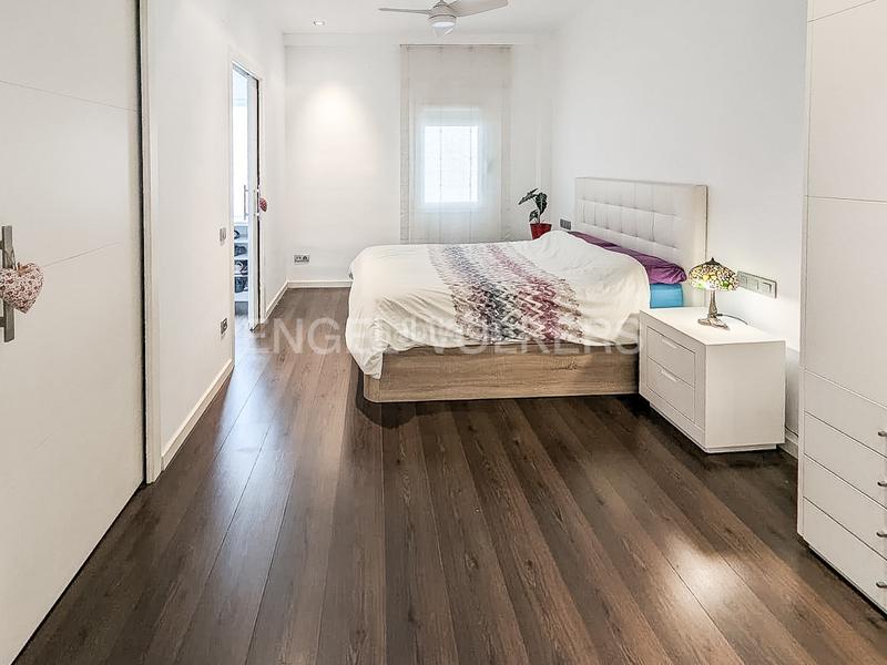 Foto ce17f52e-f228-4d1d-96db-fc37c7f59896. Rent apartment with heating in Baix Guinardó Barcelona