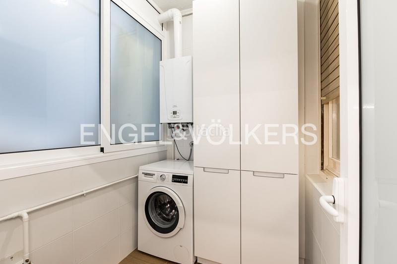 Foto 07f7e022-a3e2-4da7-b528-43fc5a8991e7. Apartament amb calefacció aparcament a La Nova Esquerra de l´Eixample Barcelona