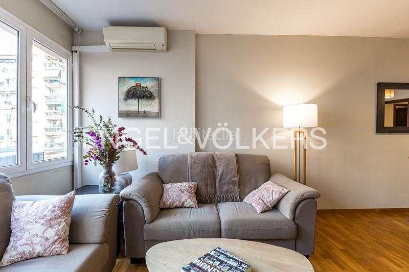 Foto 0e825958-163f-4d82-bb1a-b7a23cae4296. Apartament amb calefacció aparcament a La Nova Esquerra de l´Eixample Barcelona