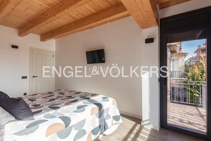 Foto 12e7c0f4-92b0-4d89-9a82-9aca49a6e738. Maison avec chauffage parking piscine dans Avià