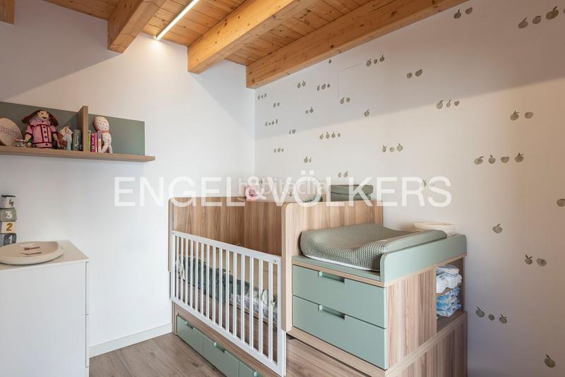 Foto 67e05e87-49c3-4462-bf1e-1234ca4de673. Maison avec chauffage parking piscine dans Avià