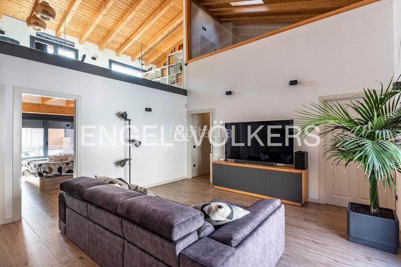 Foto 7995ed40-03b5-47d7-a082-98132baa81da. Maison avec chauffage parking piscine dans Avià