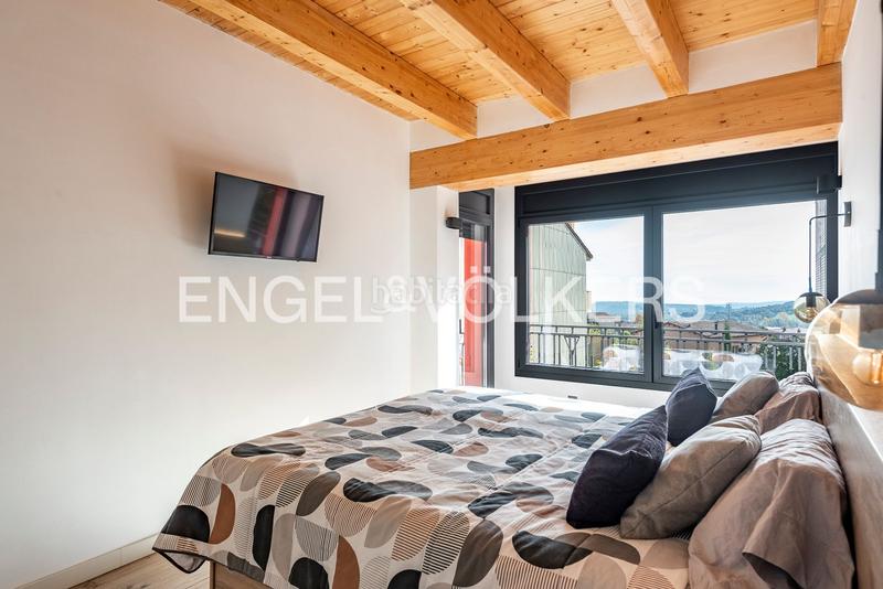 Foto 814eb00b-3af8-416d-aec9-68a5ec444d2d. Maison avec chauffage parking piscine dans Avià