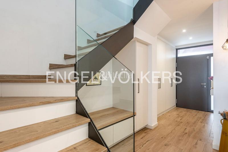 Foto abb64ba4-aa84-4e49-8a9f-4bdde66d501e. Maison avec chauffage parking piscine dans Avià