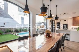 Maison à Avià. Amplia, acogedora y luminosa casa en avià.