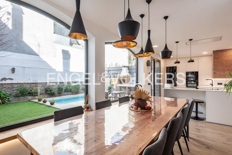 Foto bc5aa966-f0ca-4993-971e-a603bb9f19ee. Maison avec chauffage parking piscine dans Avià