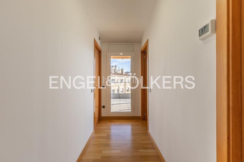 Foto 5cf87bb9-a69d-459f-aa2f-4382c126446b. Dúplex atico duplex en el centro con plaza de parking en Terrassa