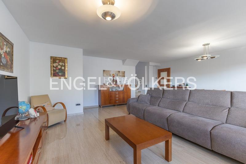 Foto 62b5258b-99ca-45a7-9184-72e468504bb1. Dúplex atico duplex en el centro con plaza de parking en Terrassa