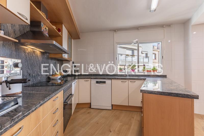 Foto df78460b-b461-48df-903e-e09ef647139b. Dúplex atico duplex en el centro con plaza de parking en Terrassa