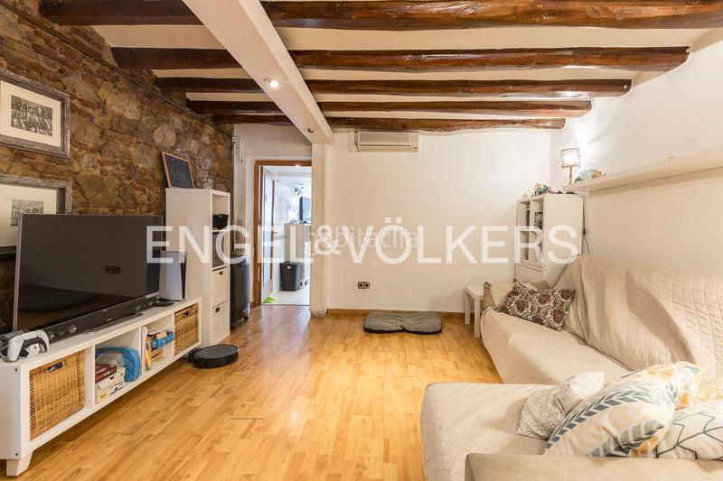 Foto 62017845-ebfe-44a1-8121-4a59d8c9eb3a. Casa encantadora vivienda con terraza en sant andreu, en Barcelona